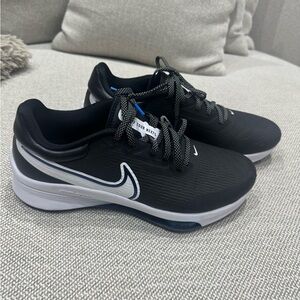 Nike Men's Black and White Golf  Shoes